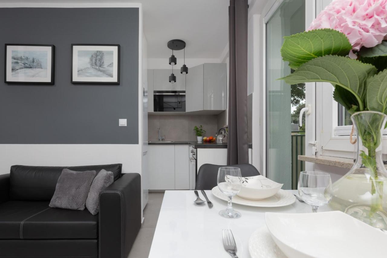 Metro Wierzbno Cozy Mokotow By Renters *