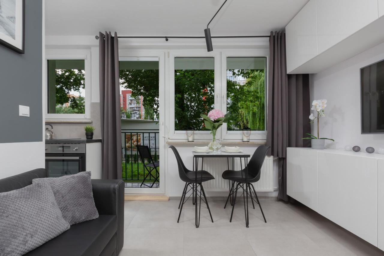 Apartment Metro Wierzbno Cozy Mokotow By Renters Warsaw